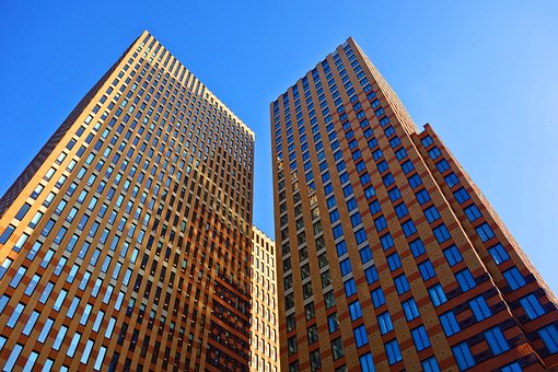 為什么樓宇自控系統要使用PLC?(圖2) 建造_ 高層_ 摩天大樓_ 辦公室_ 現代的_ 現代建筑_ 高層建筑.jpg